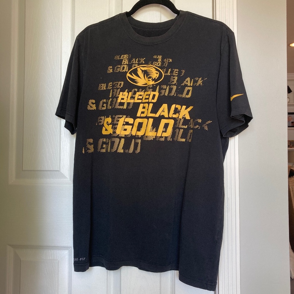 NIKE Men's Mizzou "Bleed Black and Gold" DRI-FIT T-shirt Size L